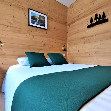 Hotel Les Montagnards